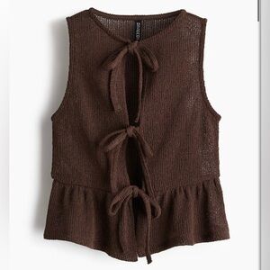 Peplum tie front top